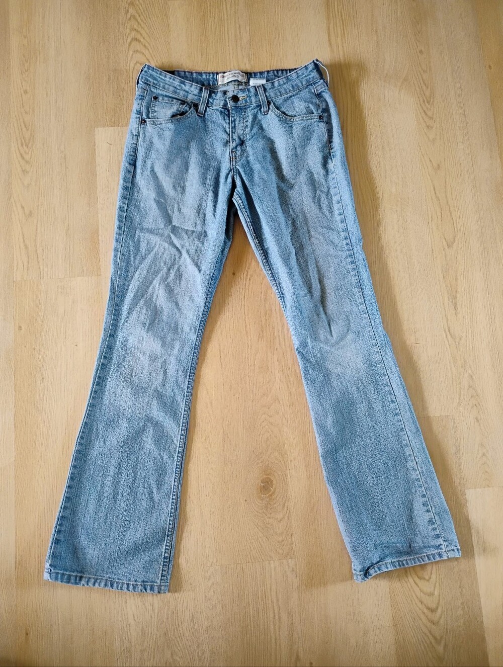 Women's Light Blue Levi Strauss Bootcut Jeans